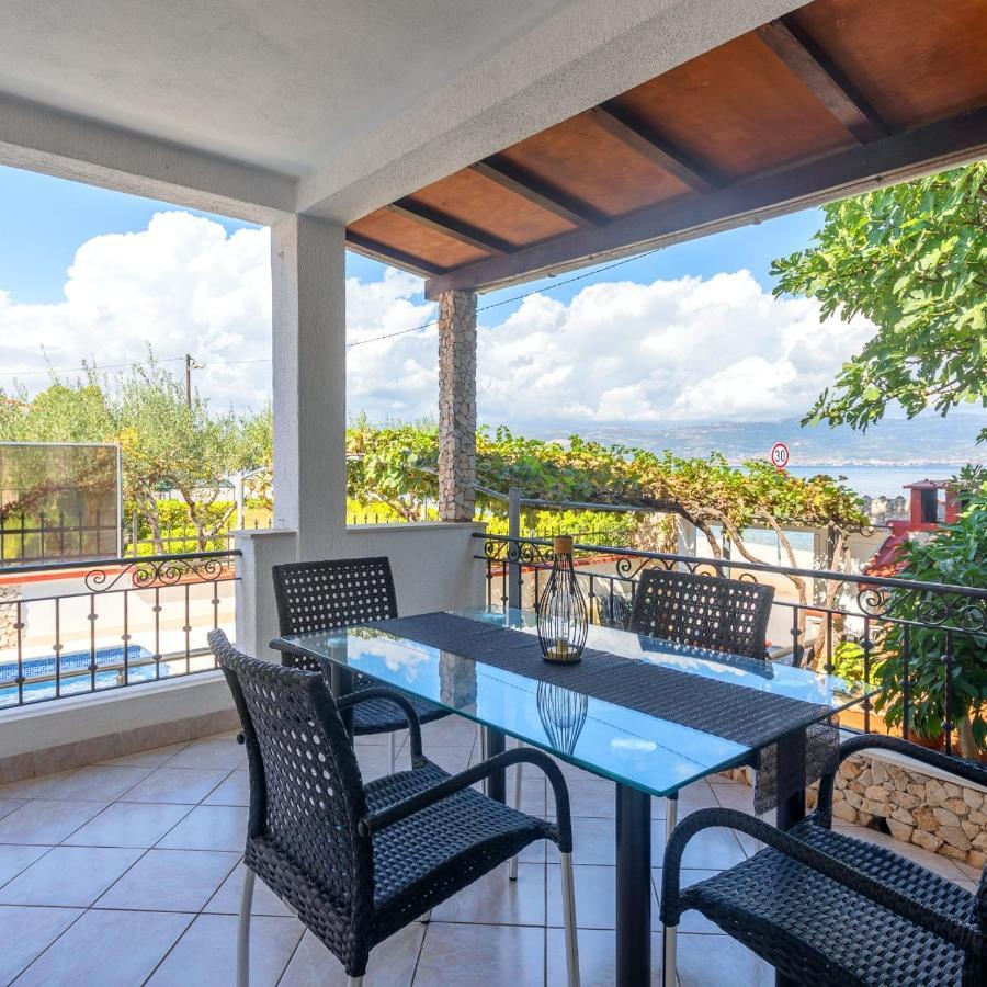 Apartman Iva Slatine Bagian luar foto