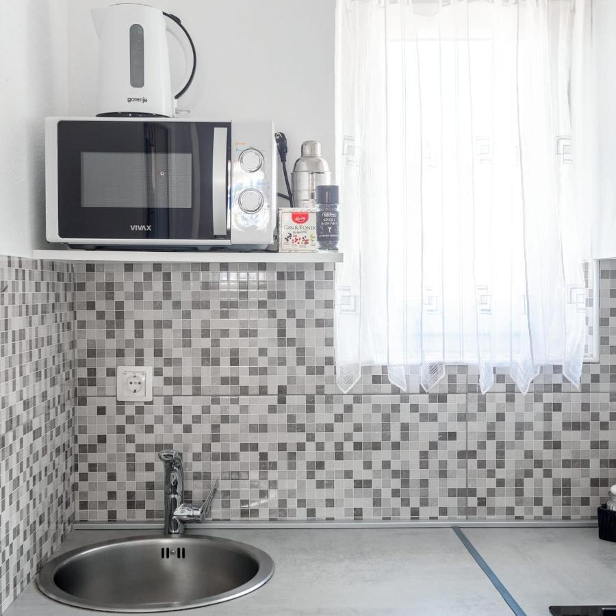 Apartman Iva Slatine Bagian luar foto